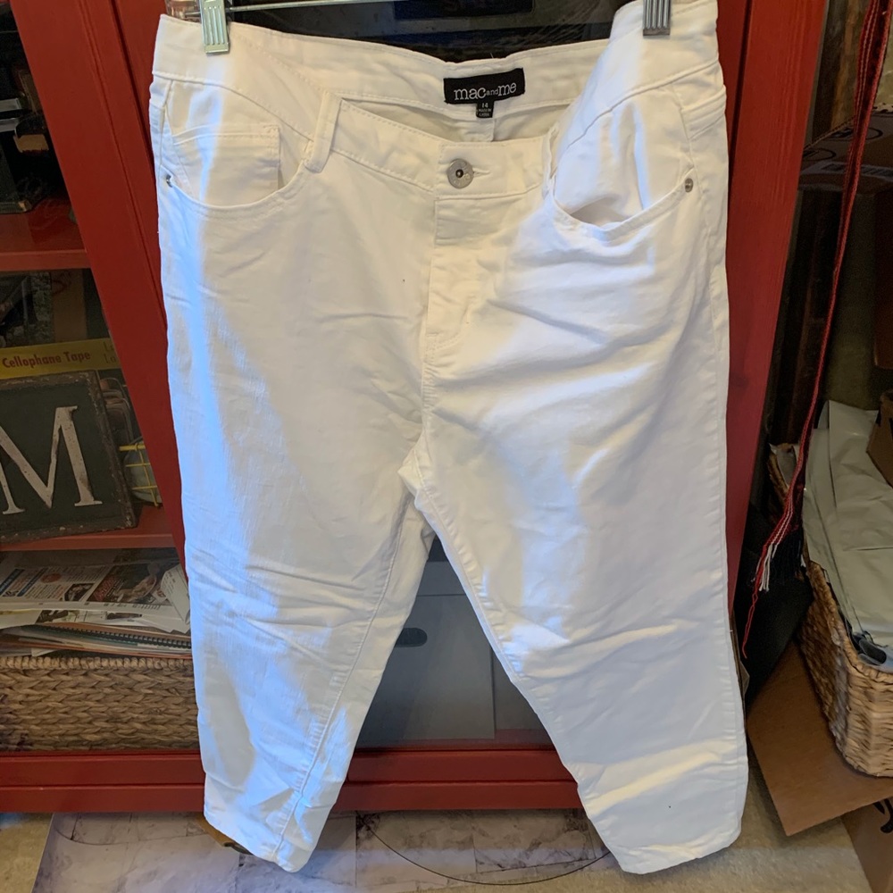 Mac & Me cropped jeans size 14